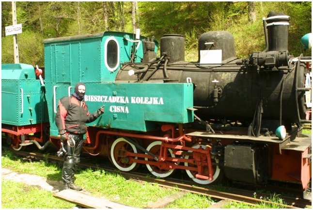 160-Kolejka_w_Cisnej.jpg